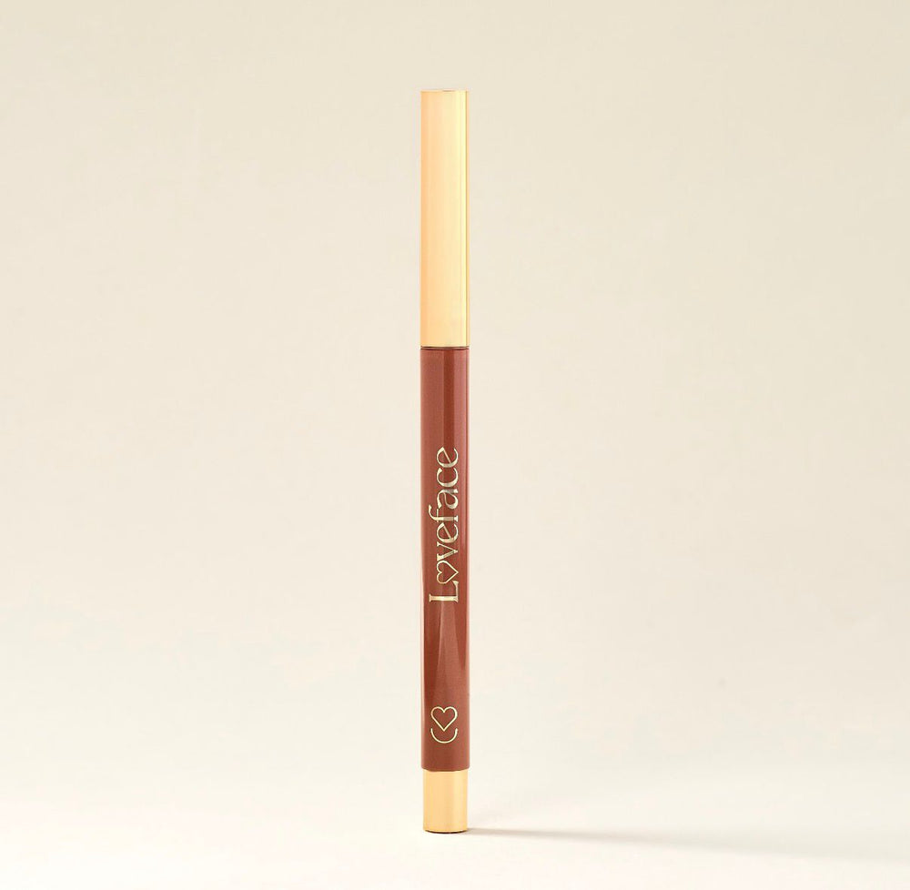Cupid’s Bow Lip Liner
